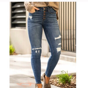 Judy Blue Mid Rise Medium Wash Skinny Jeans with Thermal Patch Insert size 18W